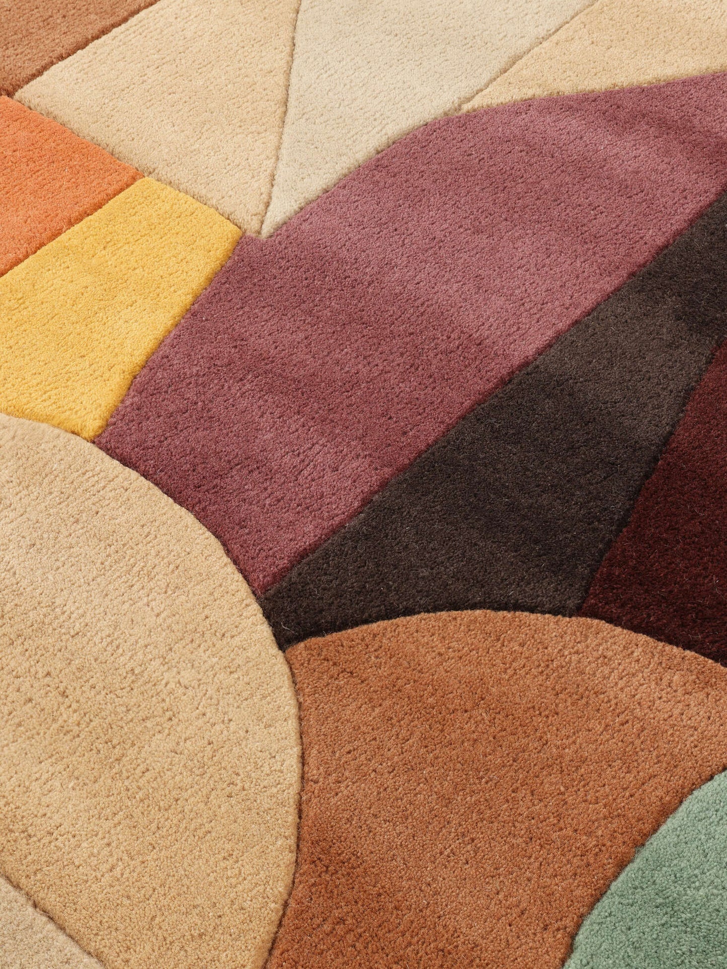 Patchwork Harmony Rug – Modern Hand-Tufted Rug with Vibrant Geometric Patterns, Bold Color Palette, Irregular Artistic Design for Living Room Decor
