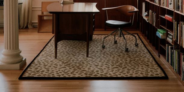 Golden Dapple Hand-Tufted Rug - Modern Abstract Spotted Animal Print 8x10 Area Rug