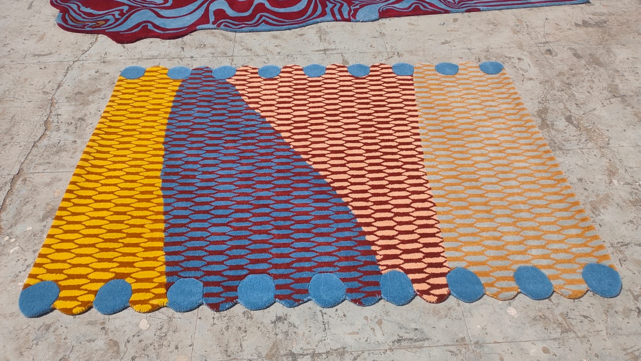 Scalloped Sunset Rug – Hand-Tufted 8x10 Area Rug with Sunset-Inspired Color Palette for Bedroom, Living Room, or Office