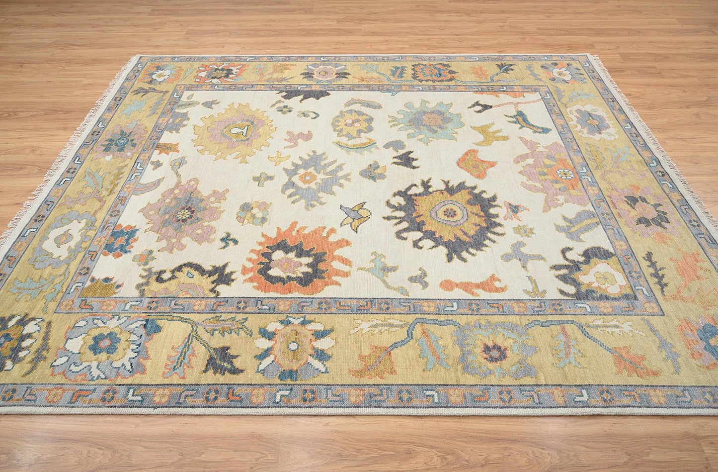Neutral Oushak Rug – Ivory & Gold Wool Area Rug | Contemporary Multicolored Turkish Rug for Living Room or Bedroom