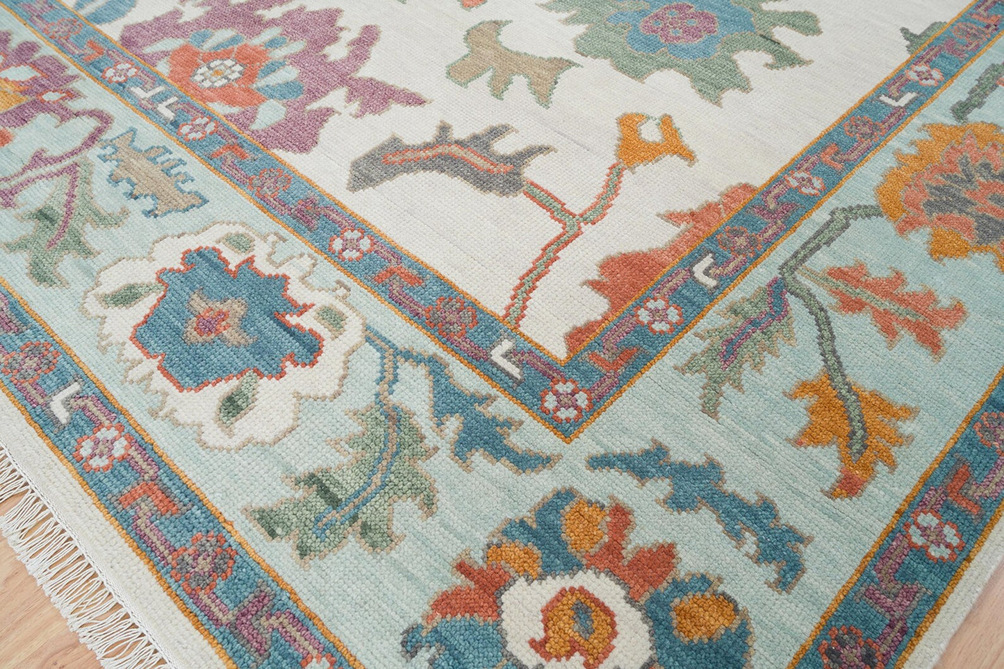 Modern Ivory Oushak Rug – Mint Green Border Wool Rug | Abstract Turkish Area Rug 8x10 / 9x12 for Living Room or Bedroom