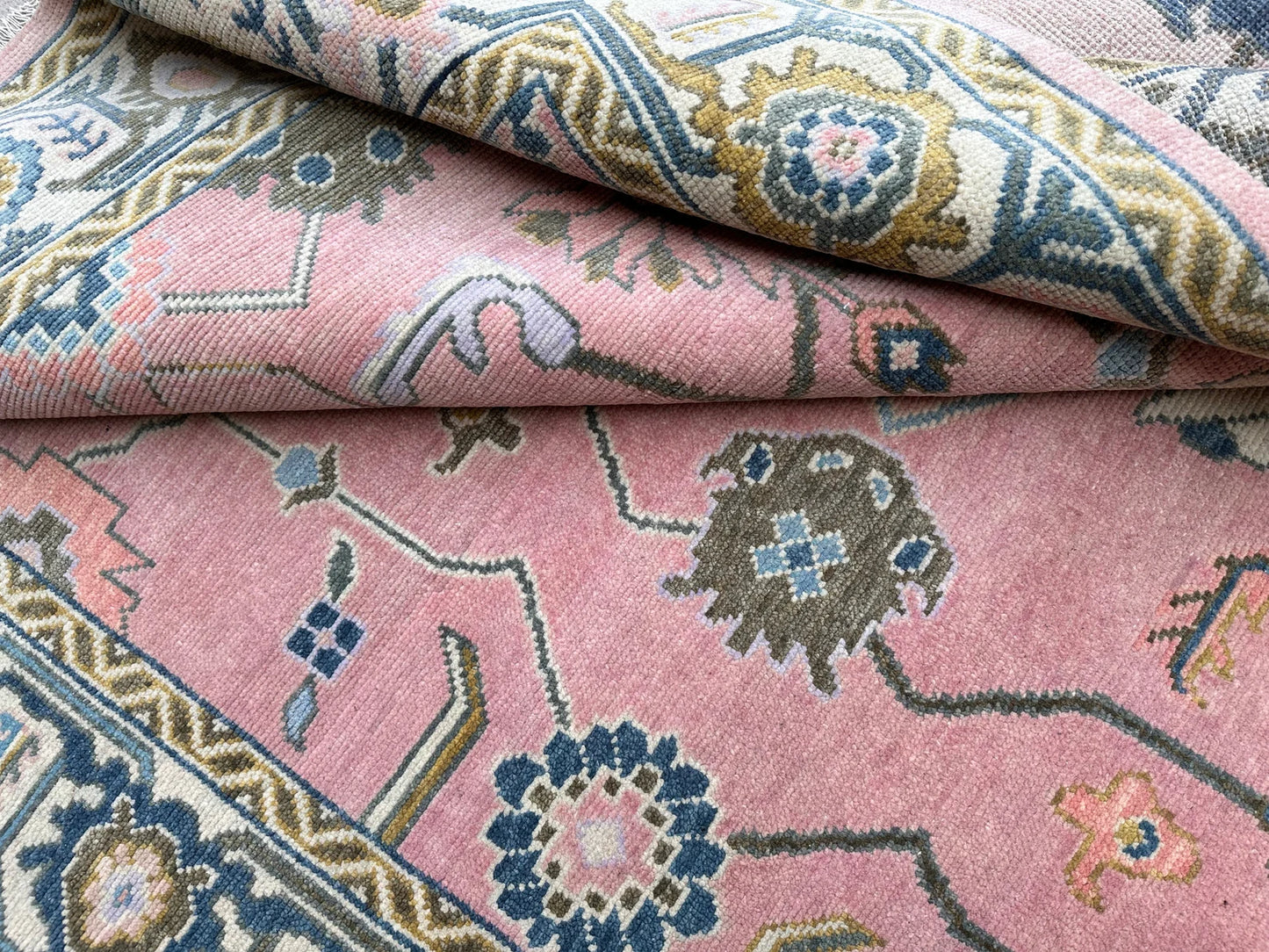 Pink Oushak Hand-Knotted Rug – Handmade Antique-Inspired Living Room Carpet