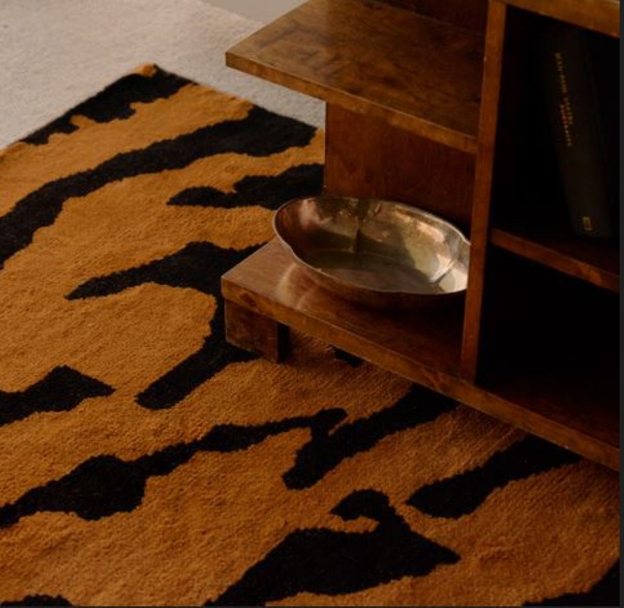 Hand-Tufted Gold - Black Animal Print Wool Rug - Custom Sizes for Living Room and Outdoor Use | 8x10, 8x11, 9x10, 9x12 Rugs