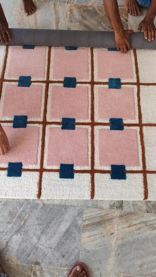 Luxurious Pink Check Wool Tufted Rug – Anthro Inspired - Carpitzi