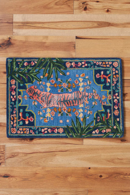 Bengal Tiger Botanical Tufted Rug – Handcrafted Jungle-Inspired Wool Carpet for Living Room