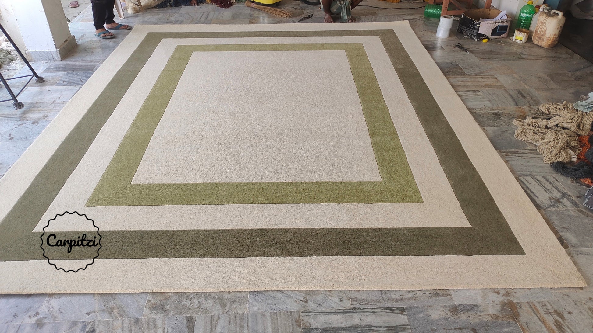 Beige & Olive Green Border Frame Tufted Rug – Minimalist Geometric Carpet Carpitzi