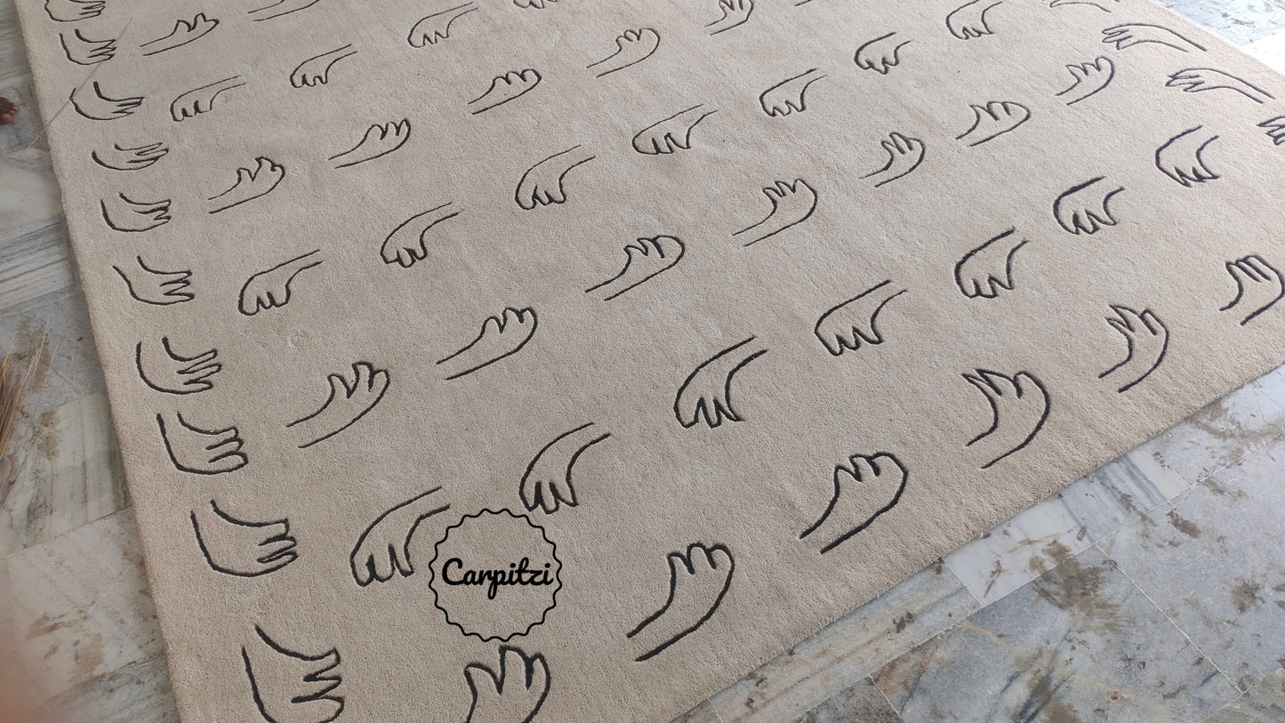 Nordic Hand Pattern Tufted Rug – Modern Minimal Beige Carpet Carpitzi