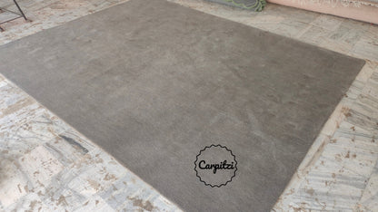 Taupe Nordic Solid Rug | Handmade Minimalist Wool Rug – Carpitzi Carpitzi