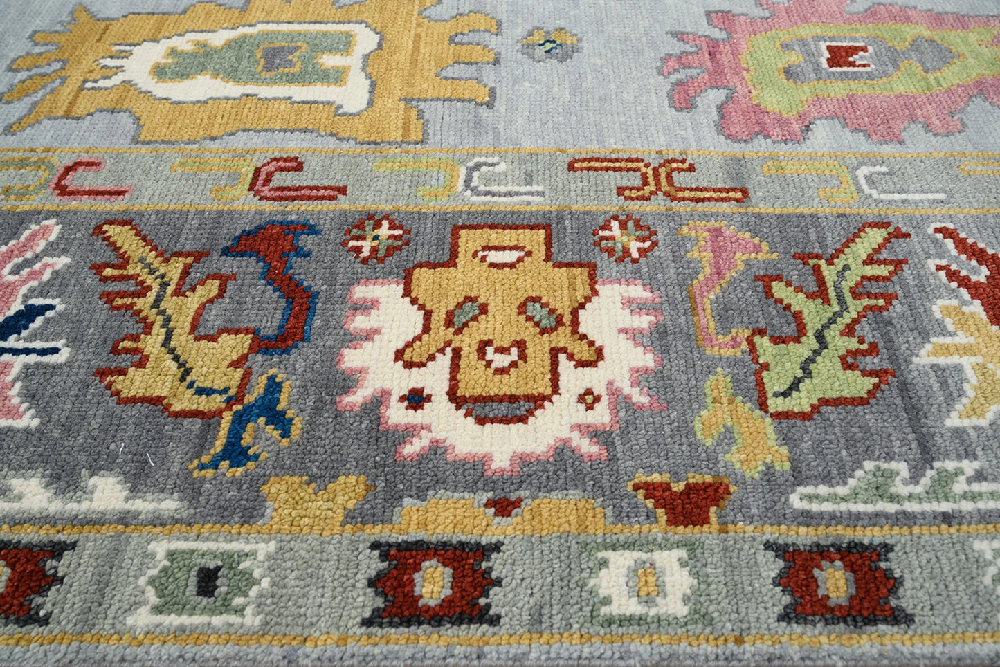 Modern Oushak Rug – Gray, Green & Red Wool Area Rug | Colorful Neutral Turkish Oriental Carpet in Silver Tones