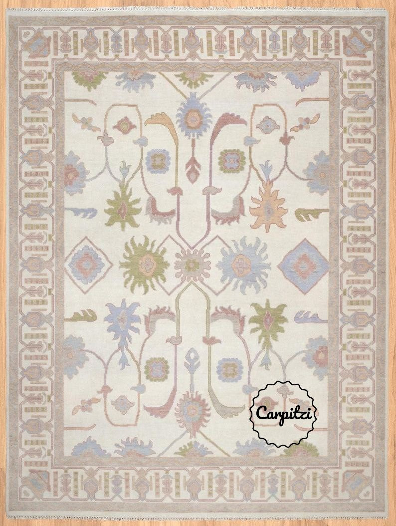 Hand-Knotted Oushak Rug – Soft Pastel Turkish Wool Area Rug with Traditional Floral Motifs Carpitzi