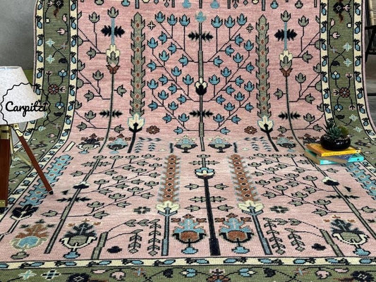Pink & Green Oushak Rug – Hand-Knotted Turkish Wool Area Rug with Floral Motifs Carpitzi