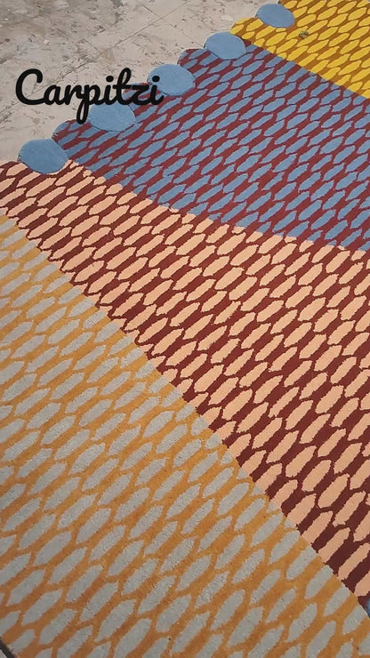 Scalloped Sunset Rug – Hand-Tufted 8x10 Area Rug with Sunset-Inspired Color Palette for Bedroom, Living Room, or Office